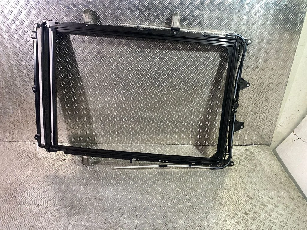 Katuseluugi komplekt A045797