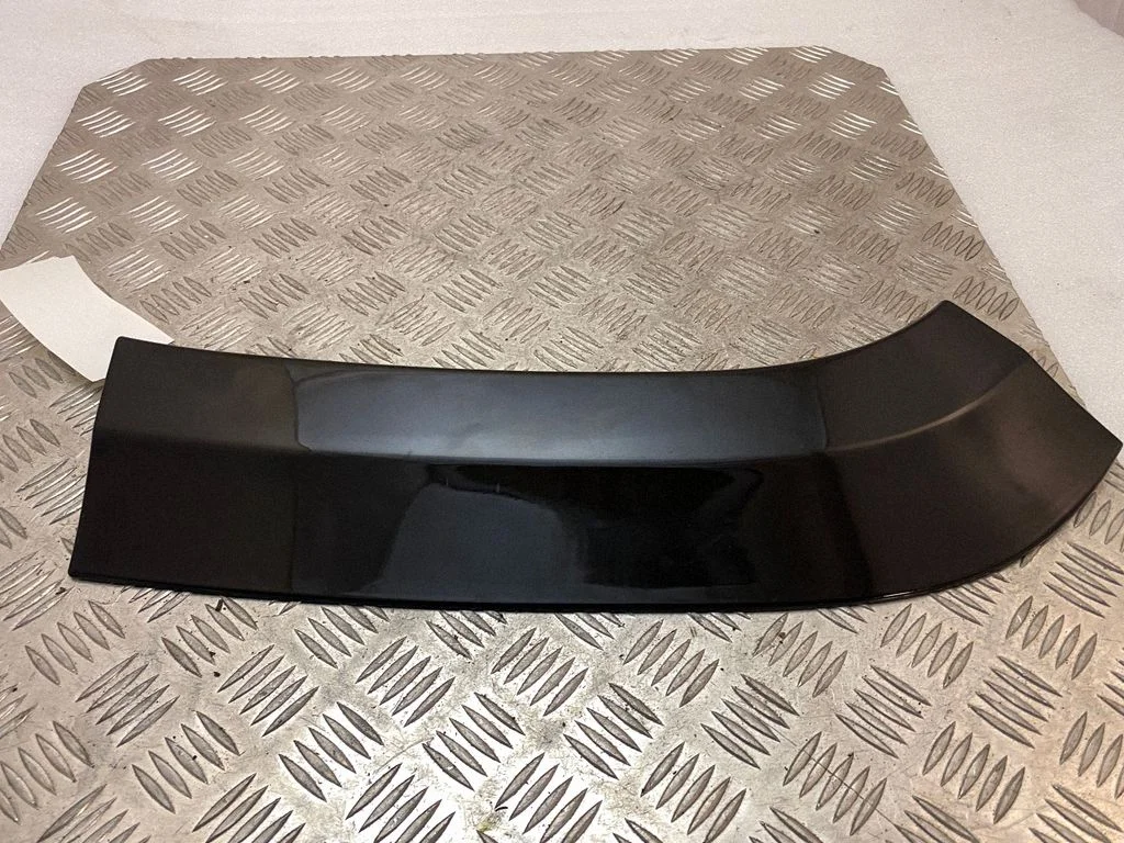 Rear arch trim 46527561827