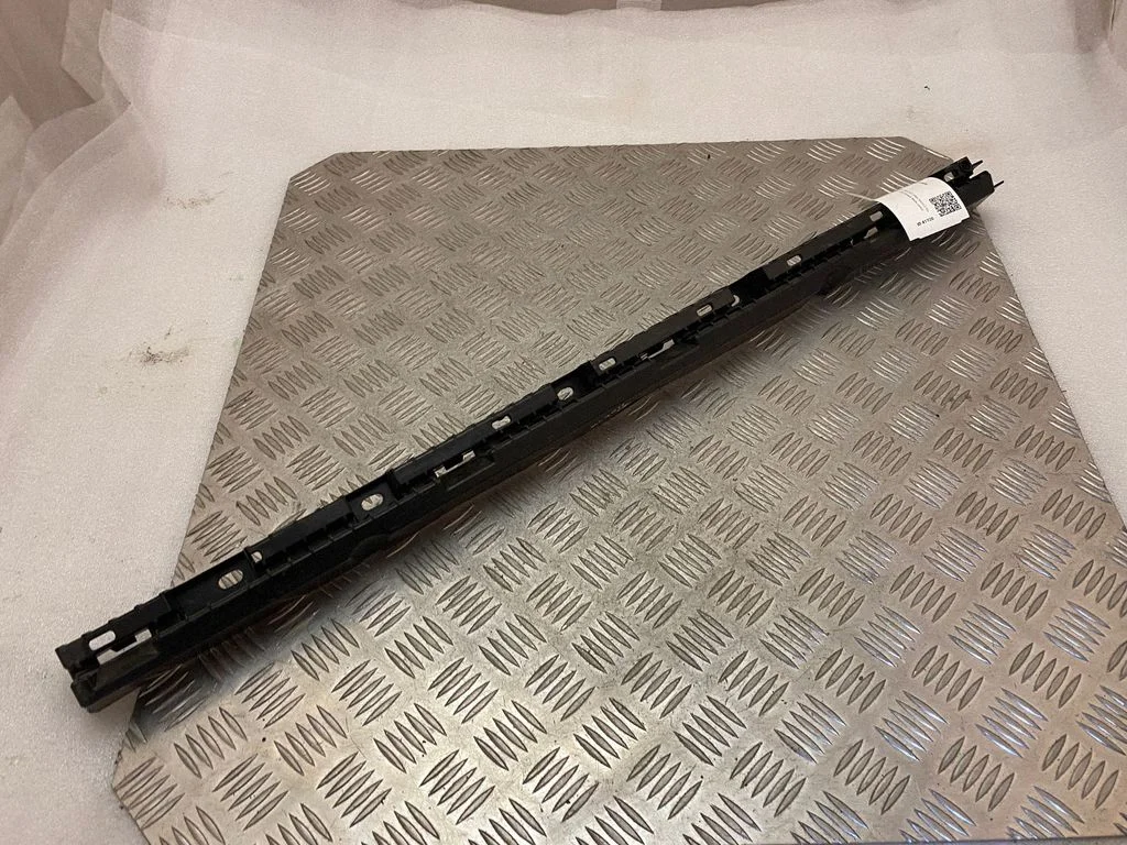 Sill supporting ledge – Volvo XC90 (2014-)
