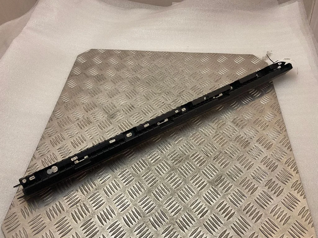Sliekšņa pastiprinājums 31395856