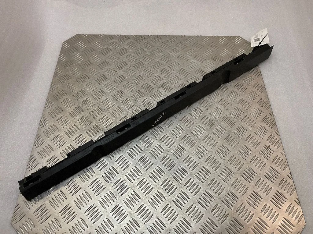 Sill supporting ledge 32216523