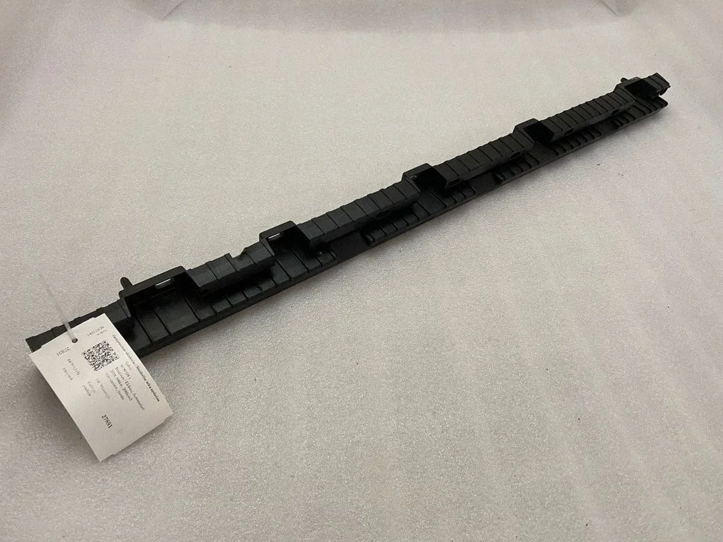 Sill supporting ledge 31395855