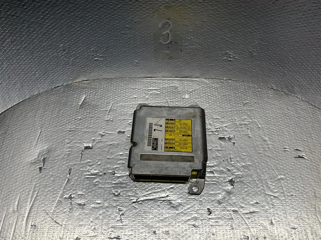 Drošības spilvenu vadības bloks 8917053380