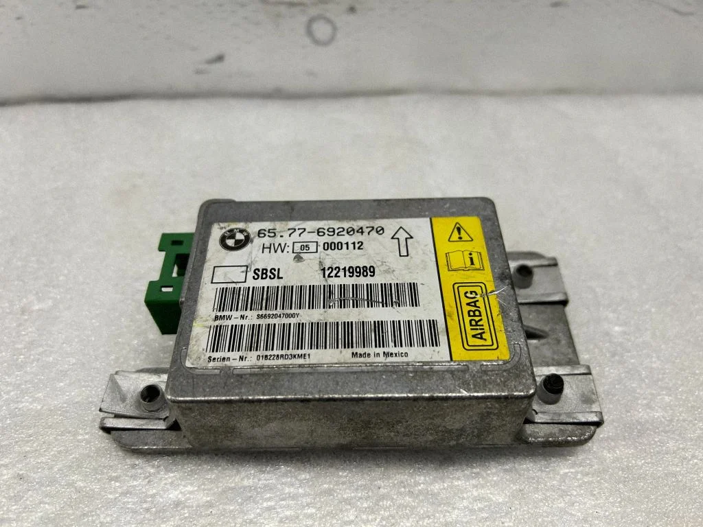 Drošības spilvenu vadības bloks 65776920470