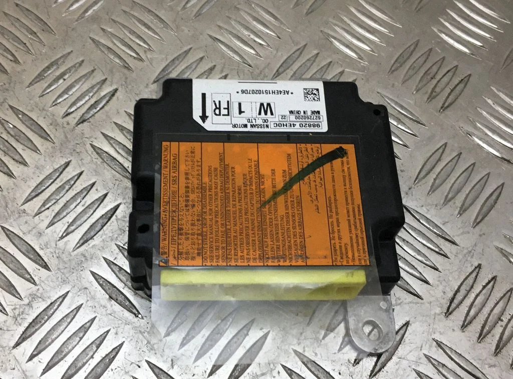 Turvapatjade juhtplokk 988204EH0C