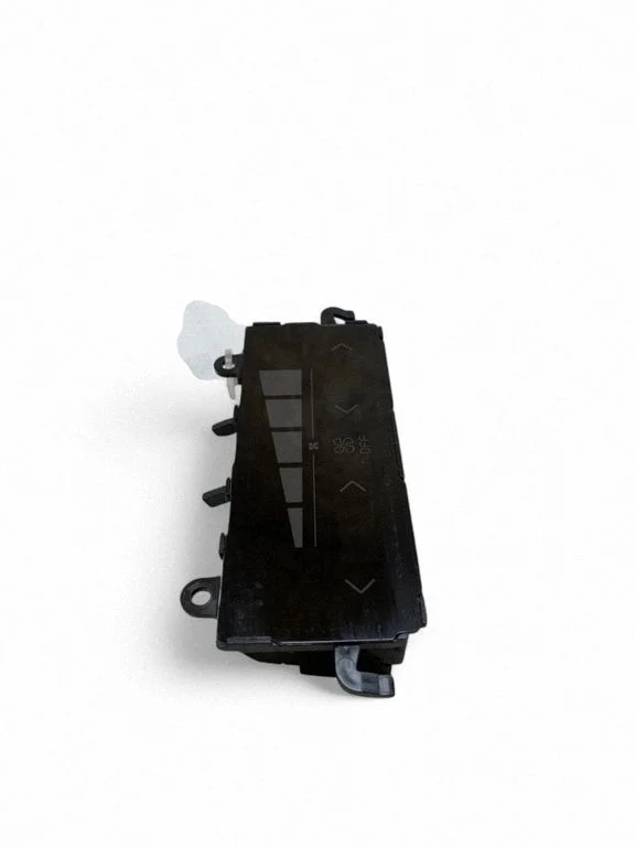 Gaisa kondicioniera/klimata/sildītāja vadības bloks (salonā) – Volvo XC90 (2014-)