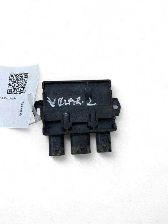 Tailgate/trunk control unit/module C74781102