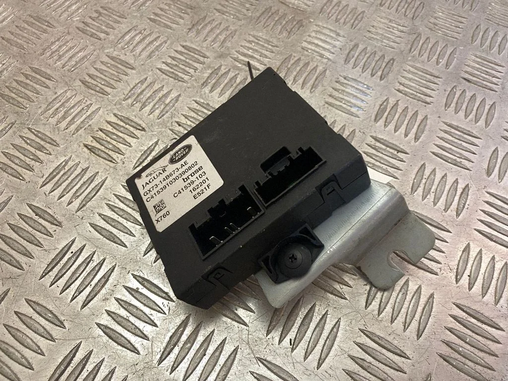 Tailgate/trunk control unit/module GX7314B673AE