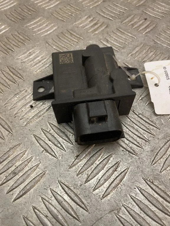 Degvielas sūkņa vadības bloks LK629D370BB