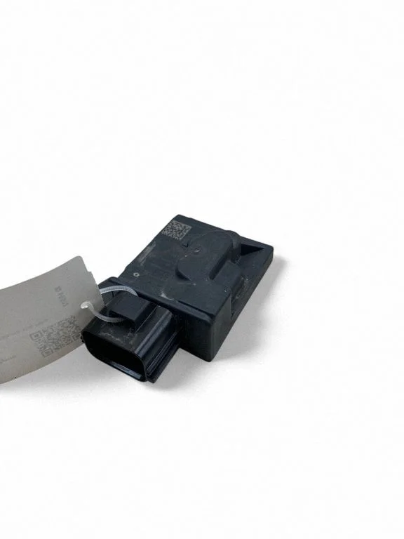 Degvielas sūkņa vadības bloks 32312196