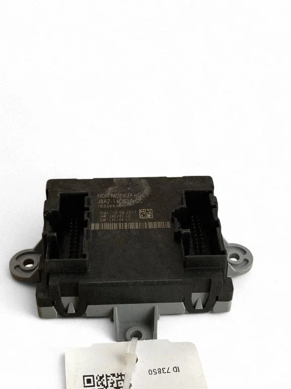 Ukseelektroonika juhtplokk J8A214D617CC