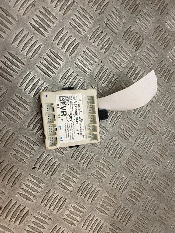 Durvju elektronikas vadības bloks A2229001614