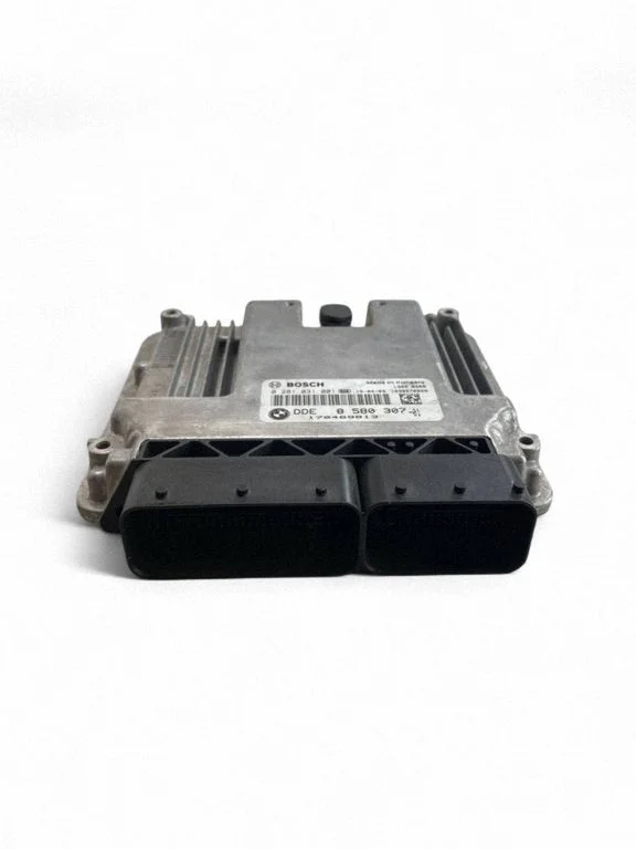 Dzinēja vadības bloks 8580307