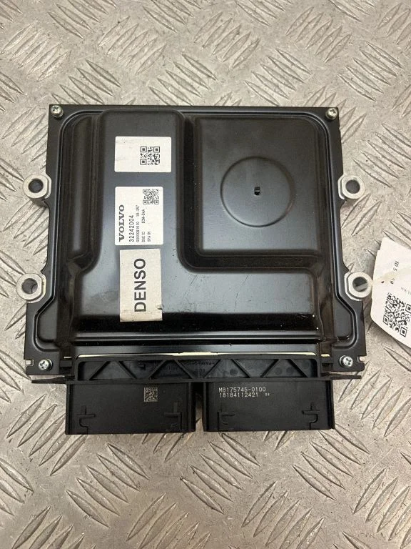 Engine control unit/module 32242004