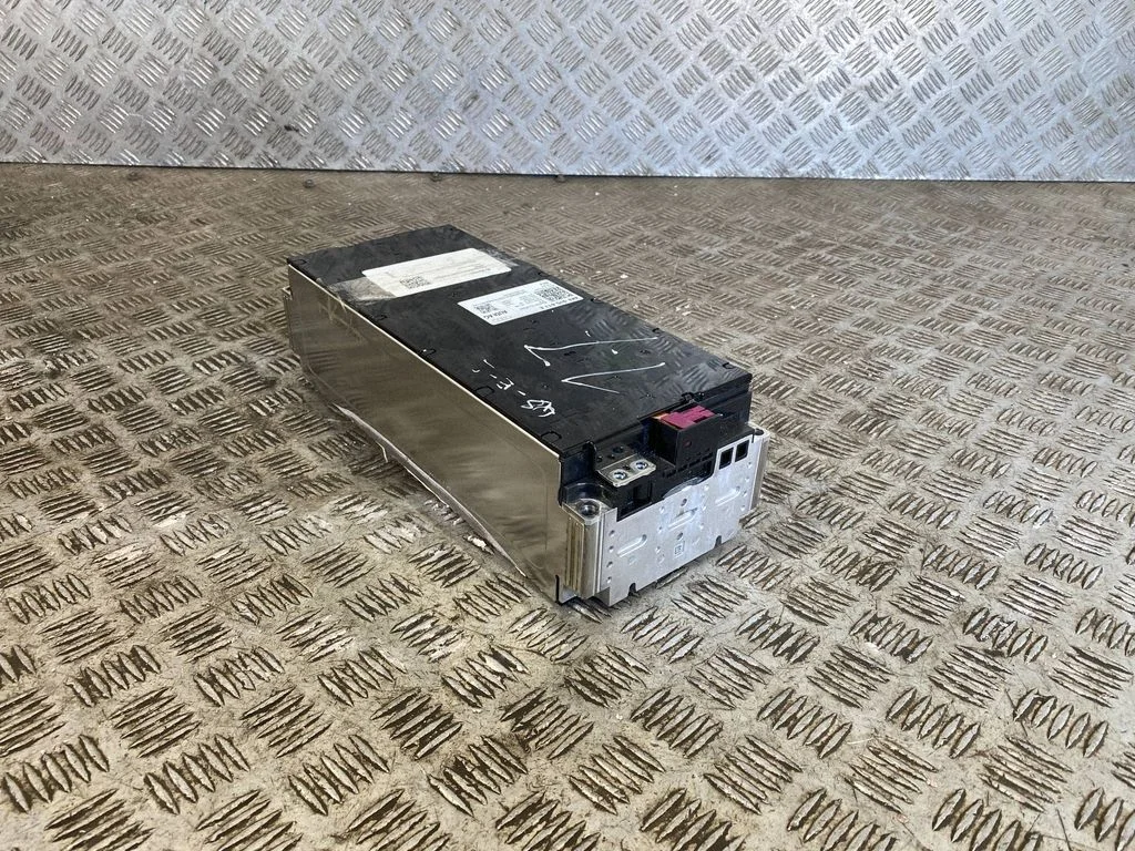 Other control units/modules – Audi RS Q8 (2019-)