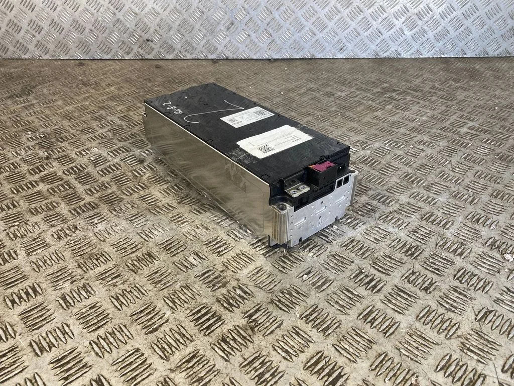 Other control units/modules – Audi RS Q8 (2019-)