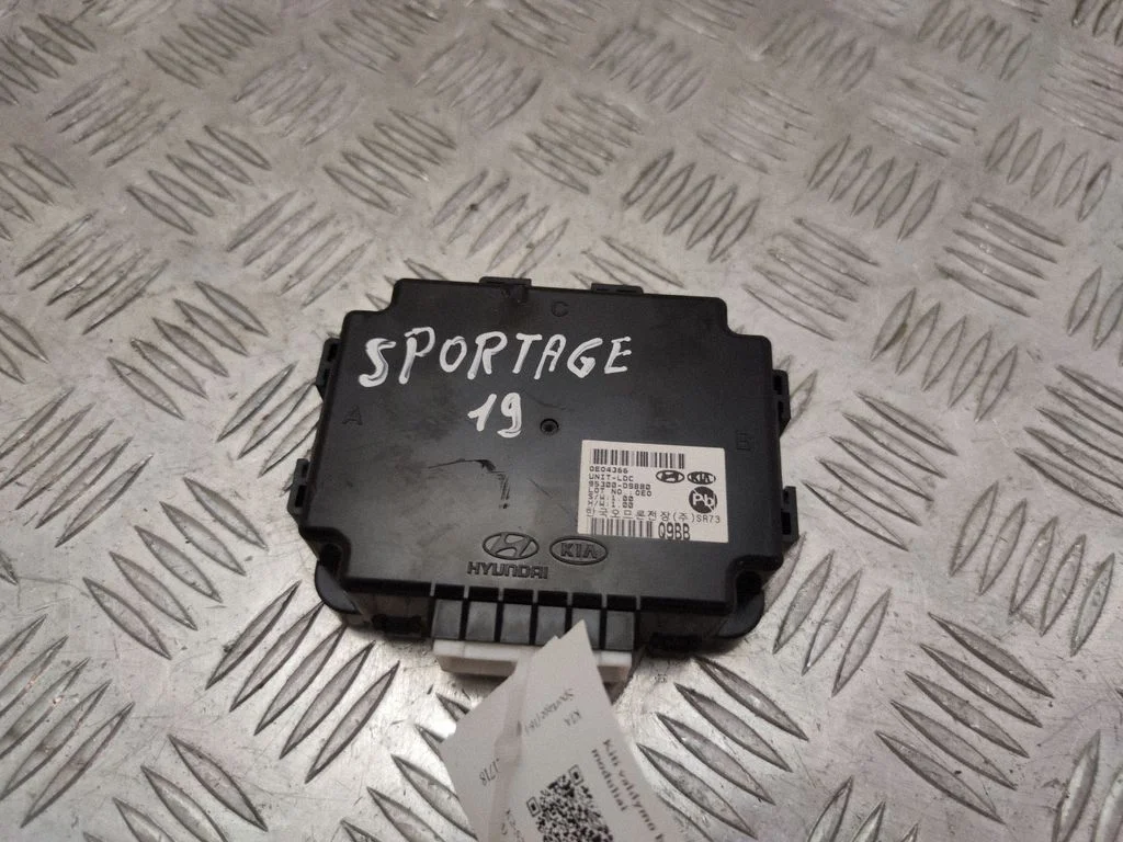 Other control units/modules 95300D9BB0
