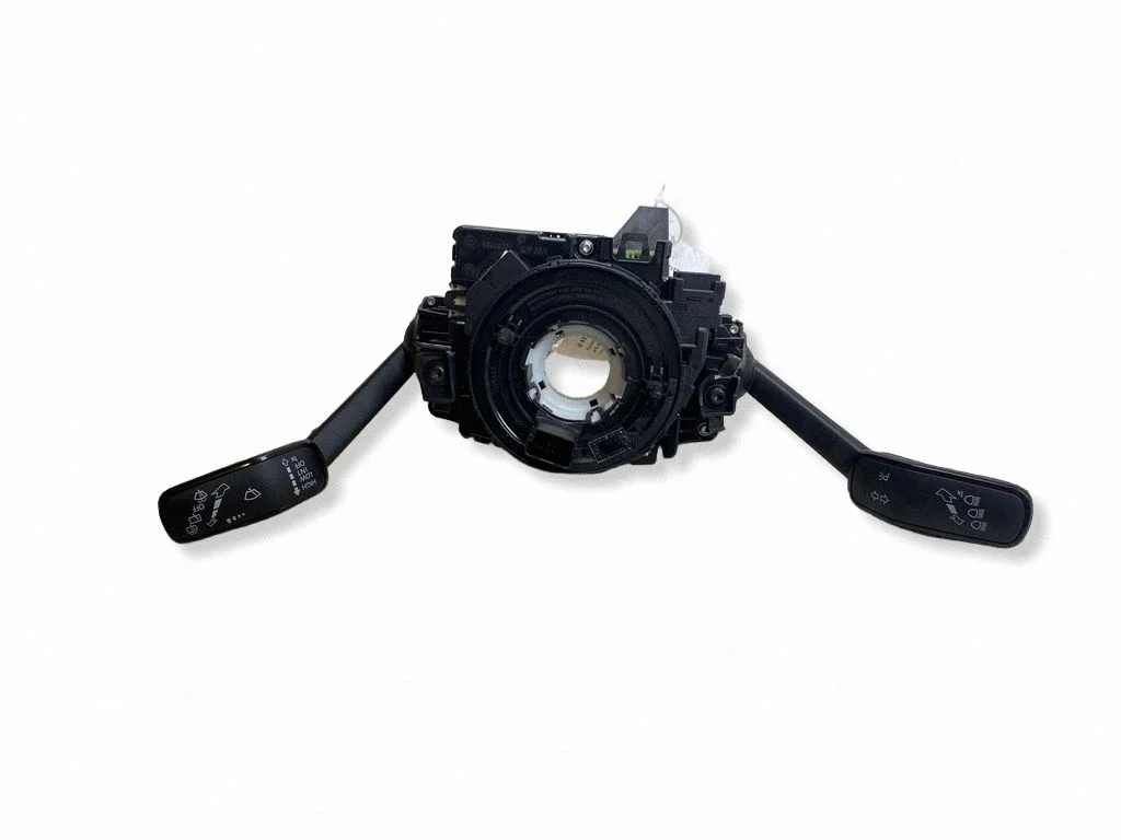 Wiper turn signal indicator stalk/switch 5Q1953507M
