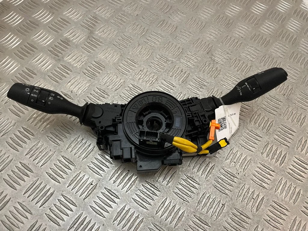 Sviru komplekts 3035017F773