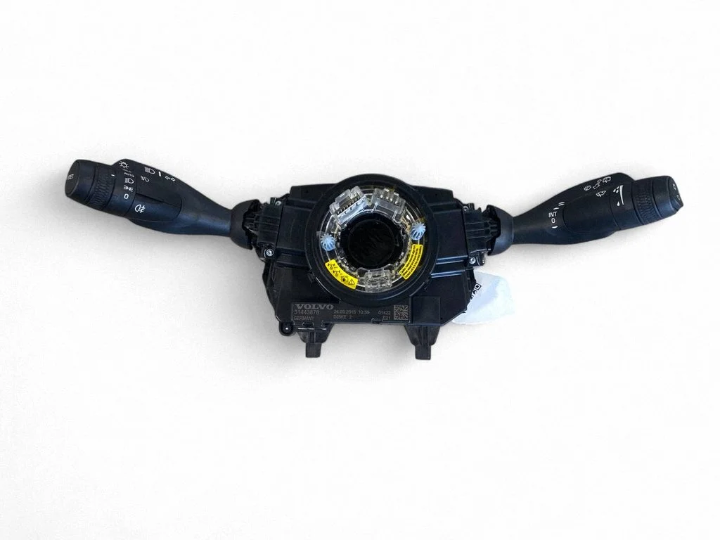 Wiper turn signal indicator stalk/switch 31443878