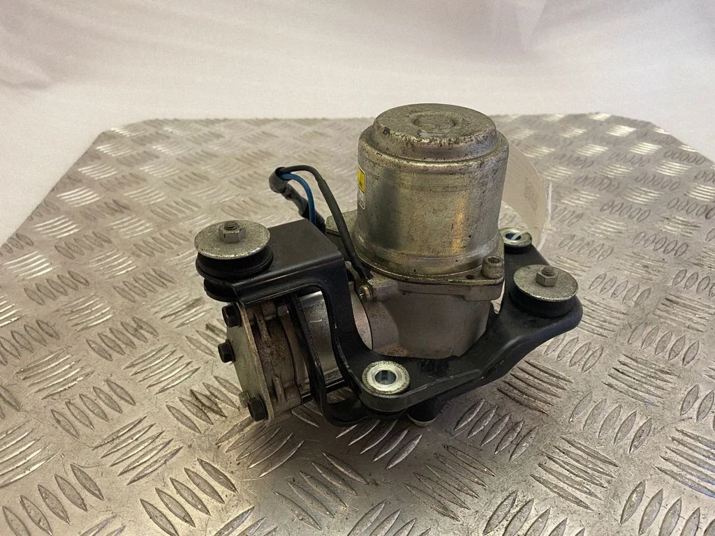 Vacuum pump 5G220553