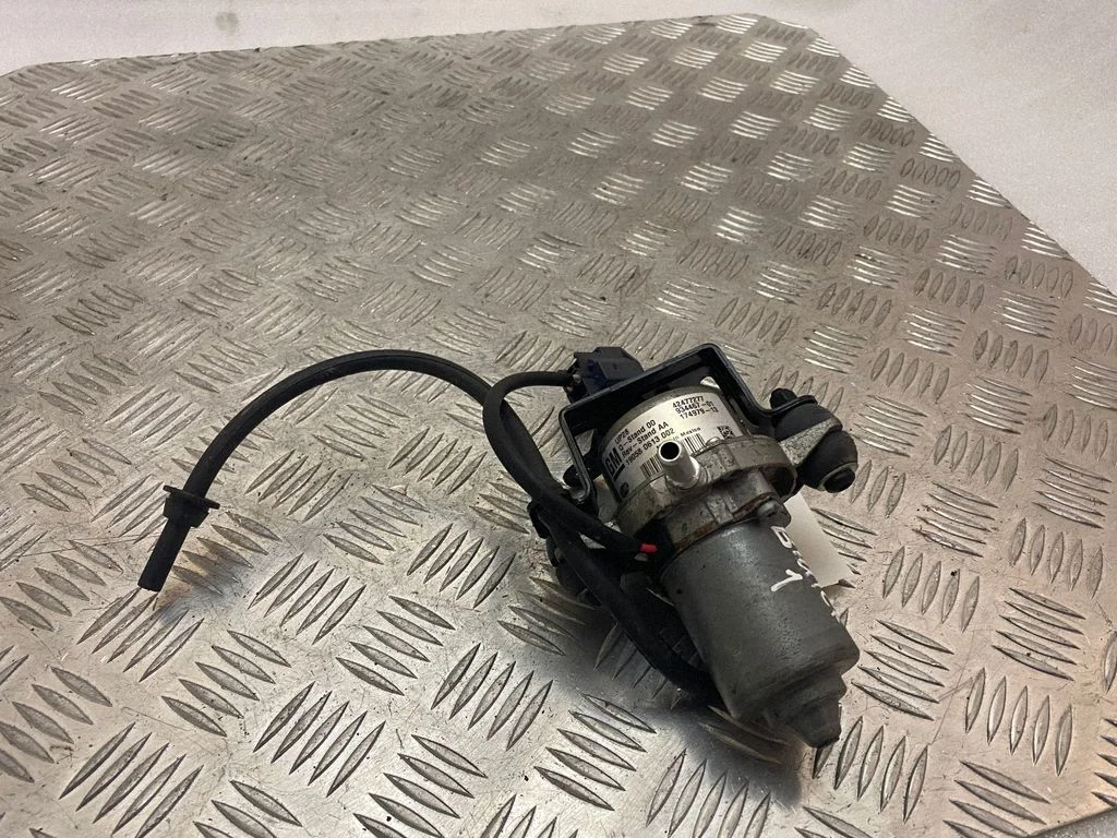Vacuum pump 42477277