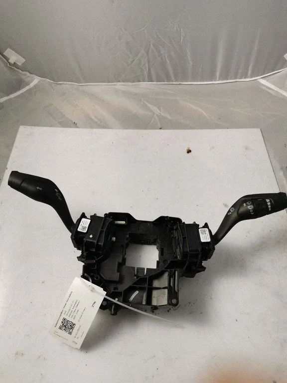 Sviru komplekts EG9T14B522BDW