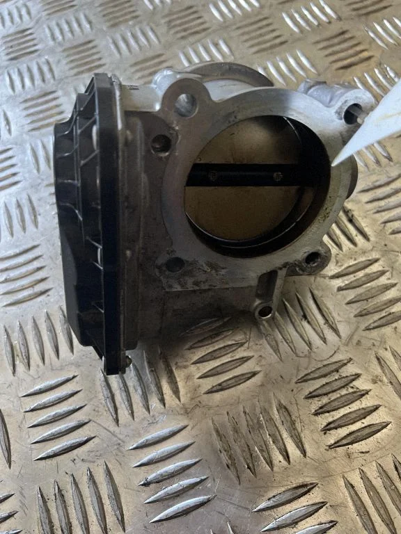 Throttle valve 31293736
