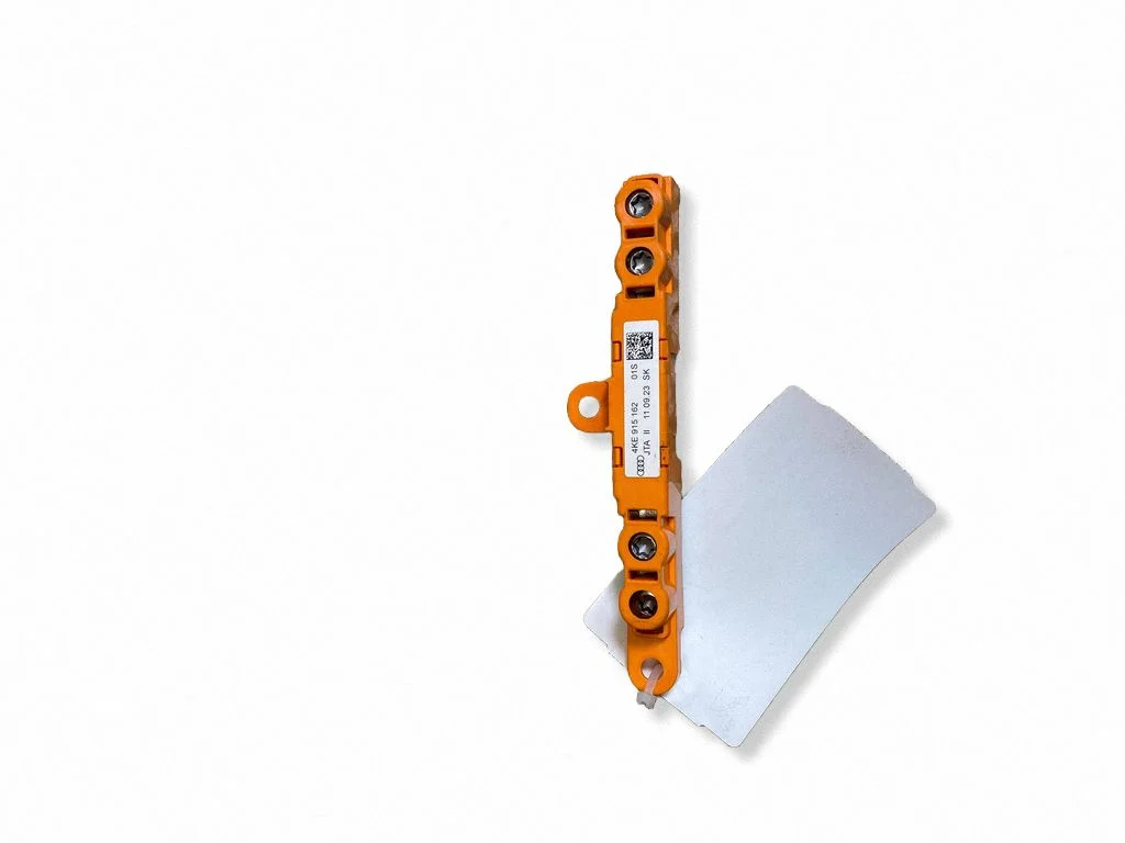 Plusa vads (akumulatora) 4KE915162