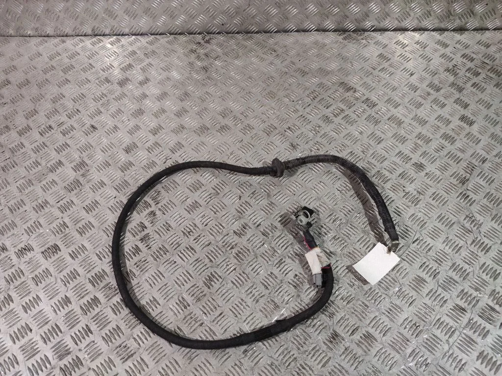 Positive cable (battery) 68148555AC