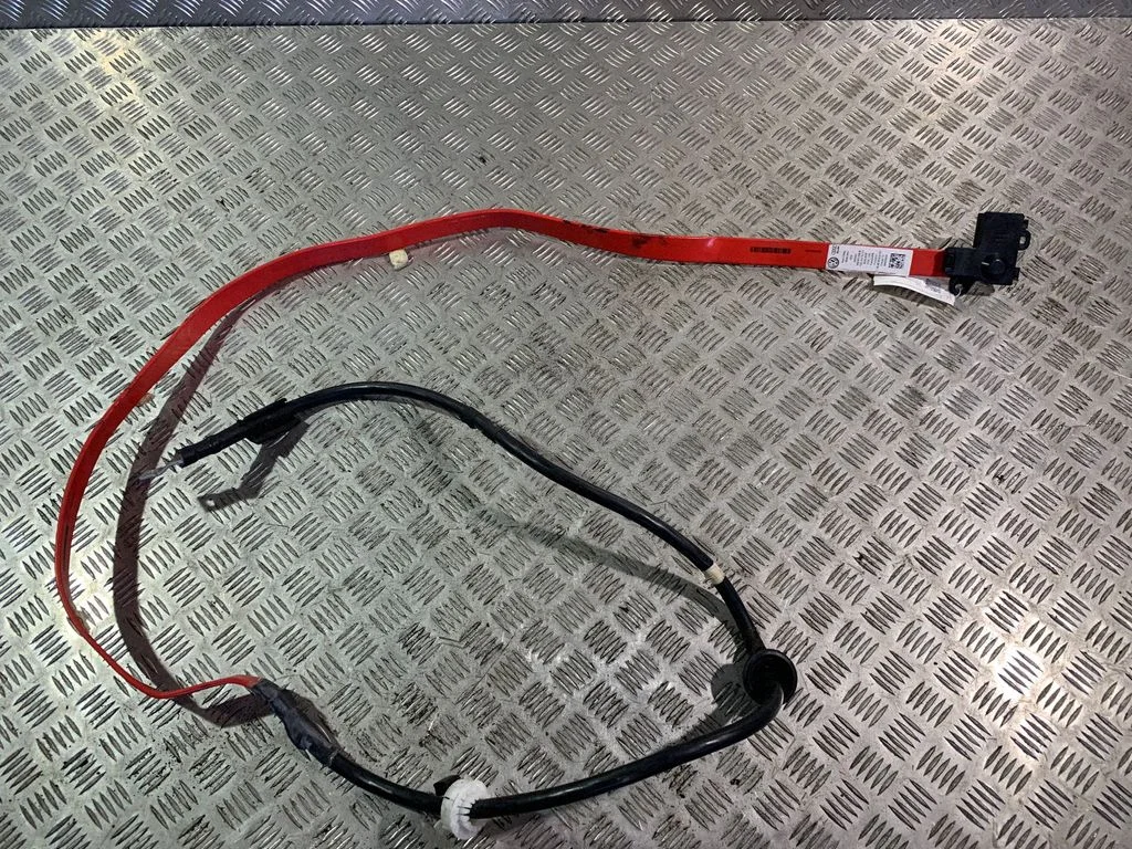 Positive cable (battery) 4H2971225B