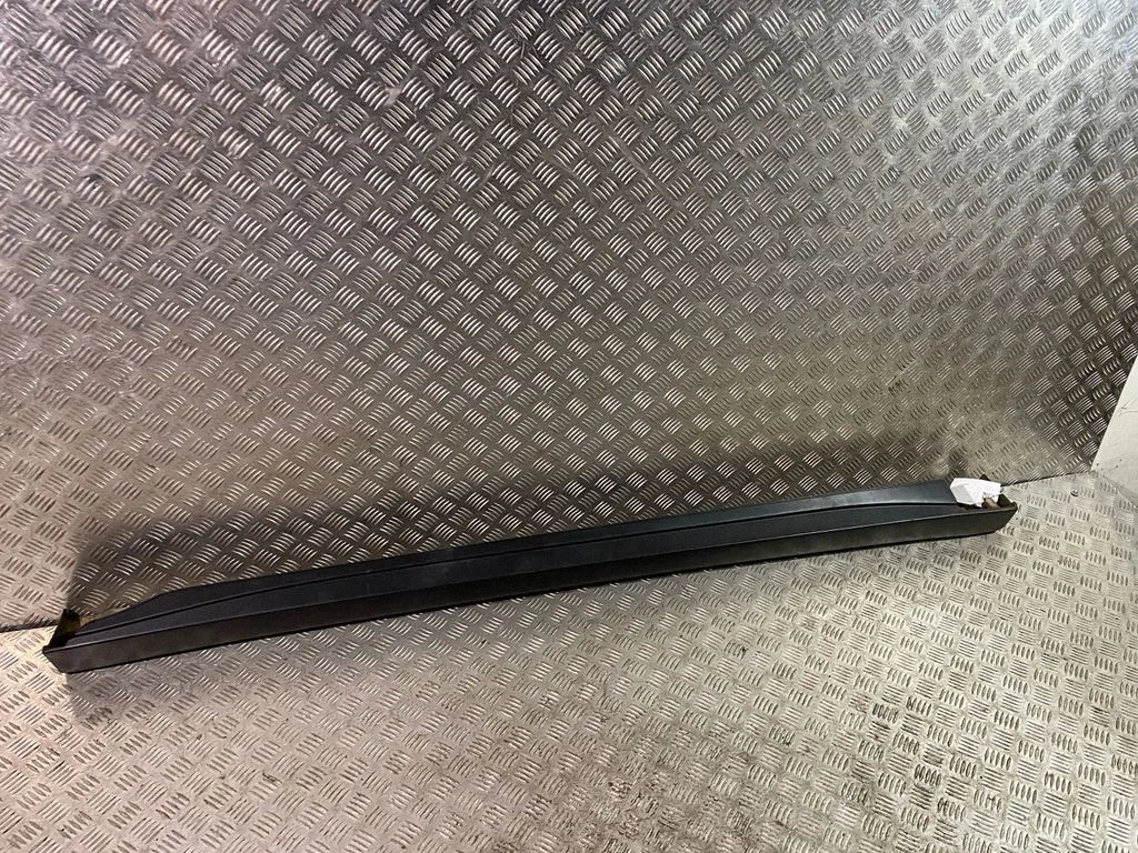 Sill 6512A422