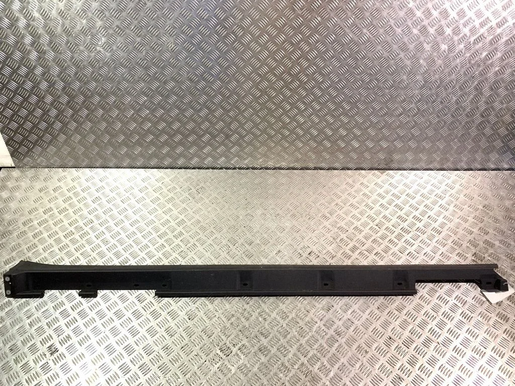 Sill – Lexus RX 450H (2016-)