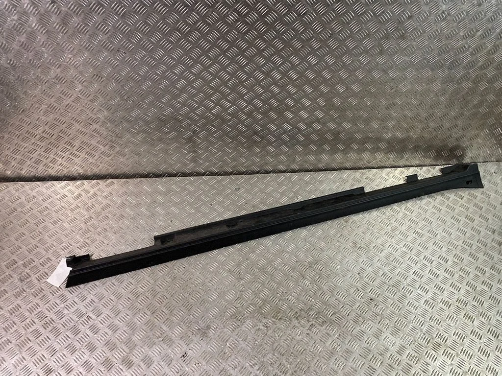 Sill – Lexus RX 450H (2016-)