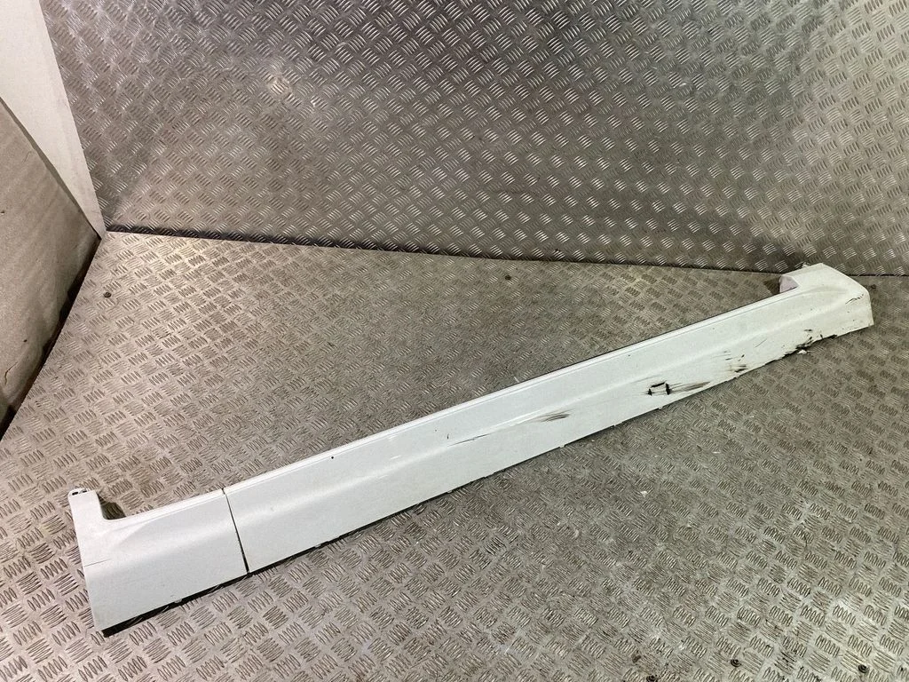 Sill 31672371