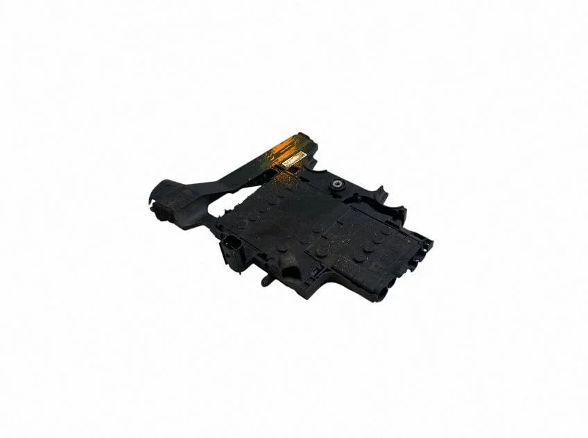Plusa vadu savienojuma mezgls 31499212
