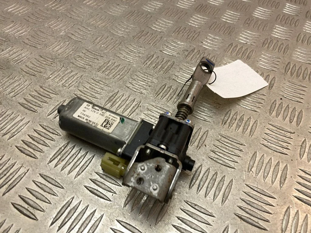 Steering column adjust motor 0390203690