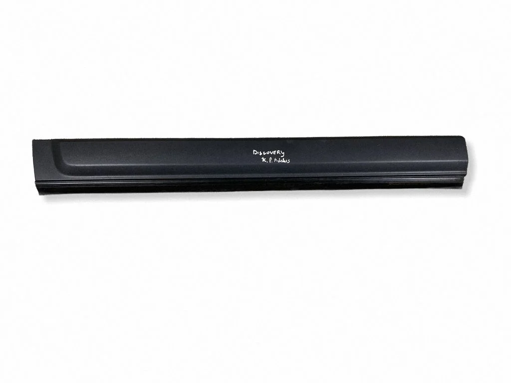 Front door trim (molding) DGP000133
