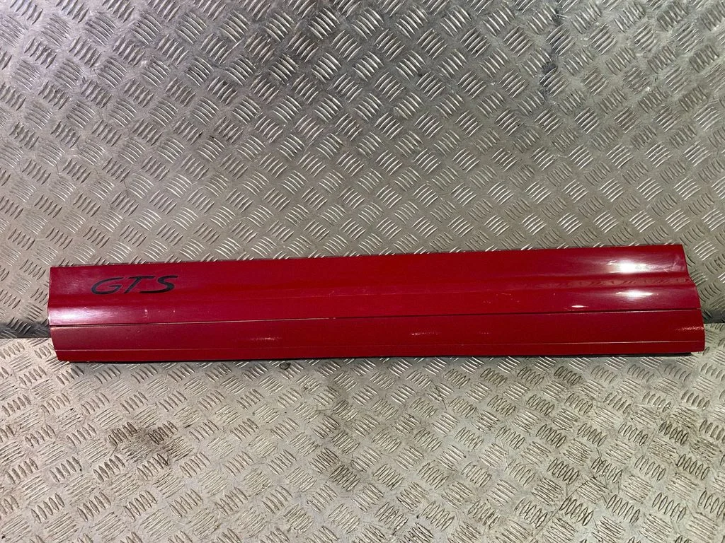 Front door trim (molding) 7P5837787S