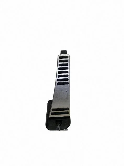 Akseleratora pedālis 32212452