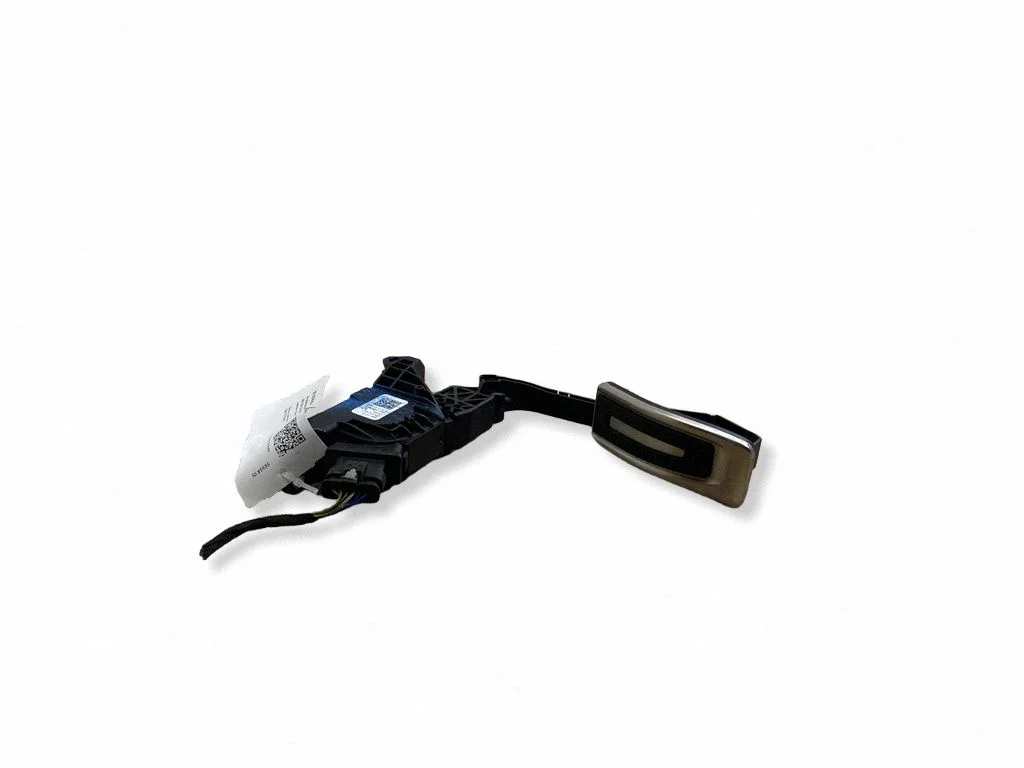 Akseleratora pedālis 4KR723523B