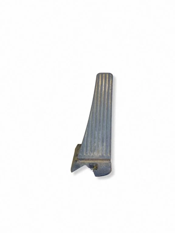 Akseleratora pedālis 32269124