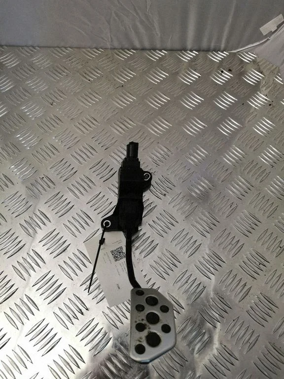 Accelerator throttle pedal 781100W090