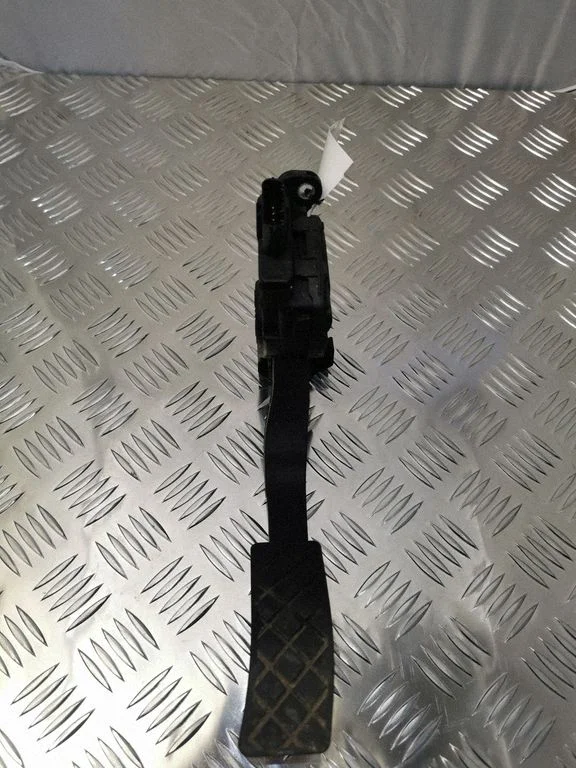 Gaasipedaal – Audi A6 S6 C7 4G (2011-2018)