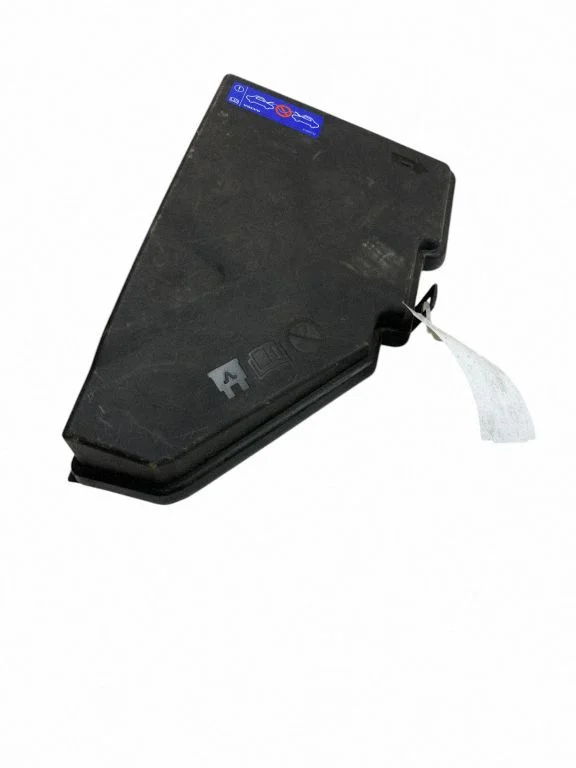 Fuse box cover – Volvo XC90 (2014-)