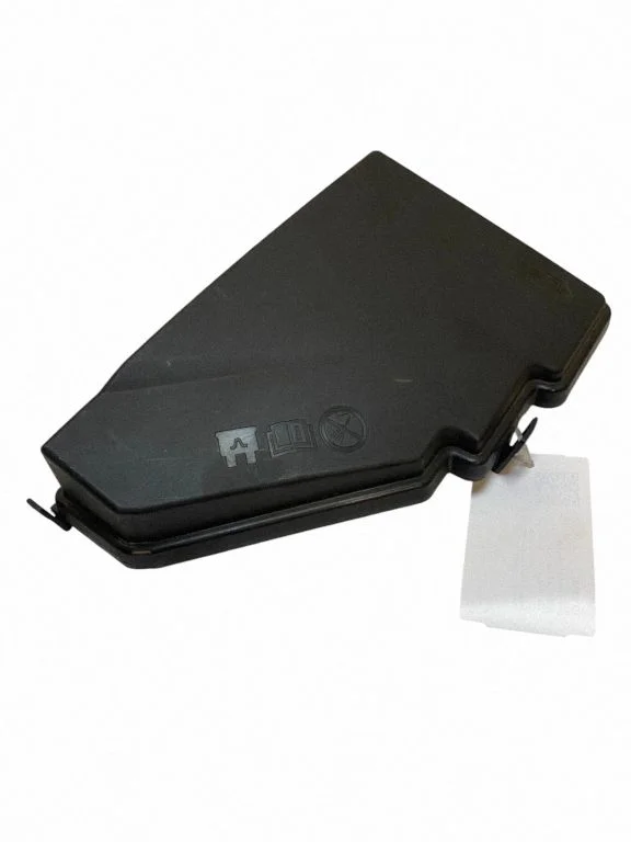 Fuse box cover – Volvo XC90 (2014-)