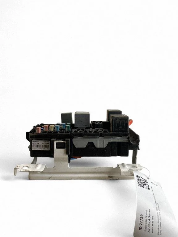 Drošinātāju bloks 31384034