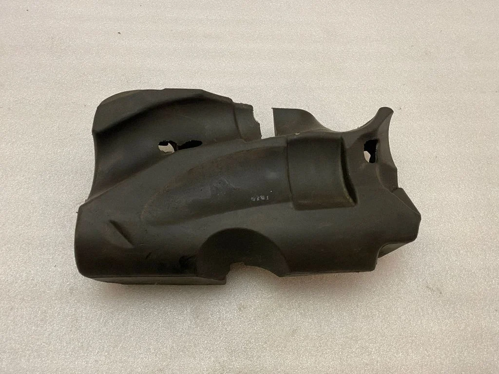 Other engine bay part 04627168AD