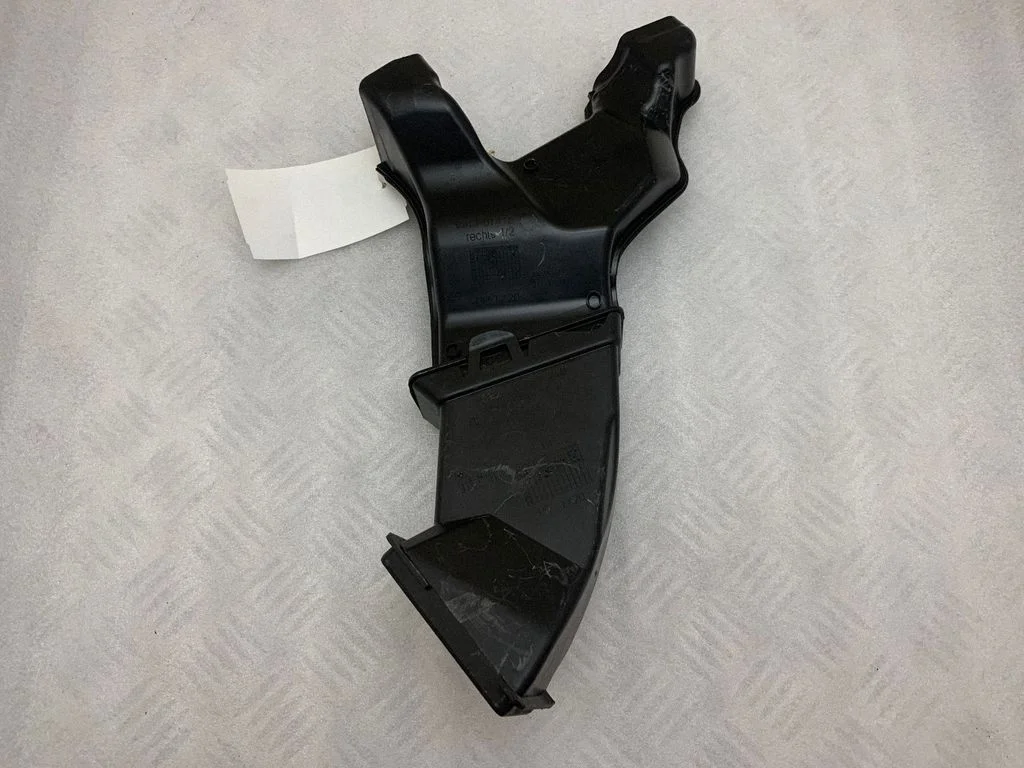 Muu mootoriruumi osa – BMW 7-seeria G11 G12 (2015-2022)