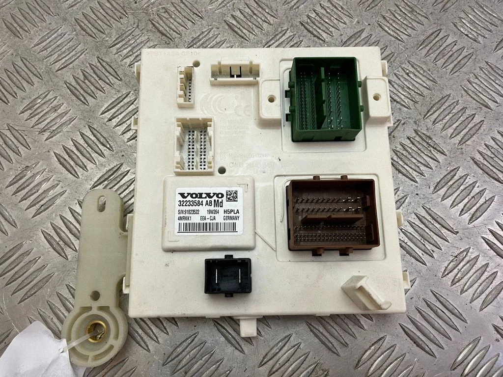 Comfort/convenience module 32233584